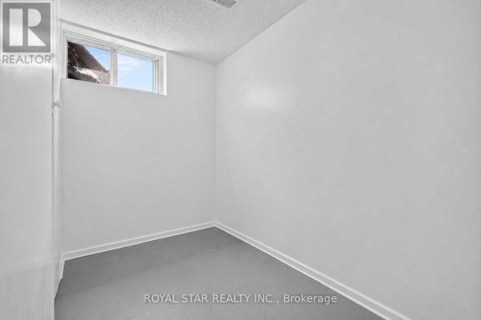 5 - 3333 MCCARTHY ROAD - Photo 34