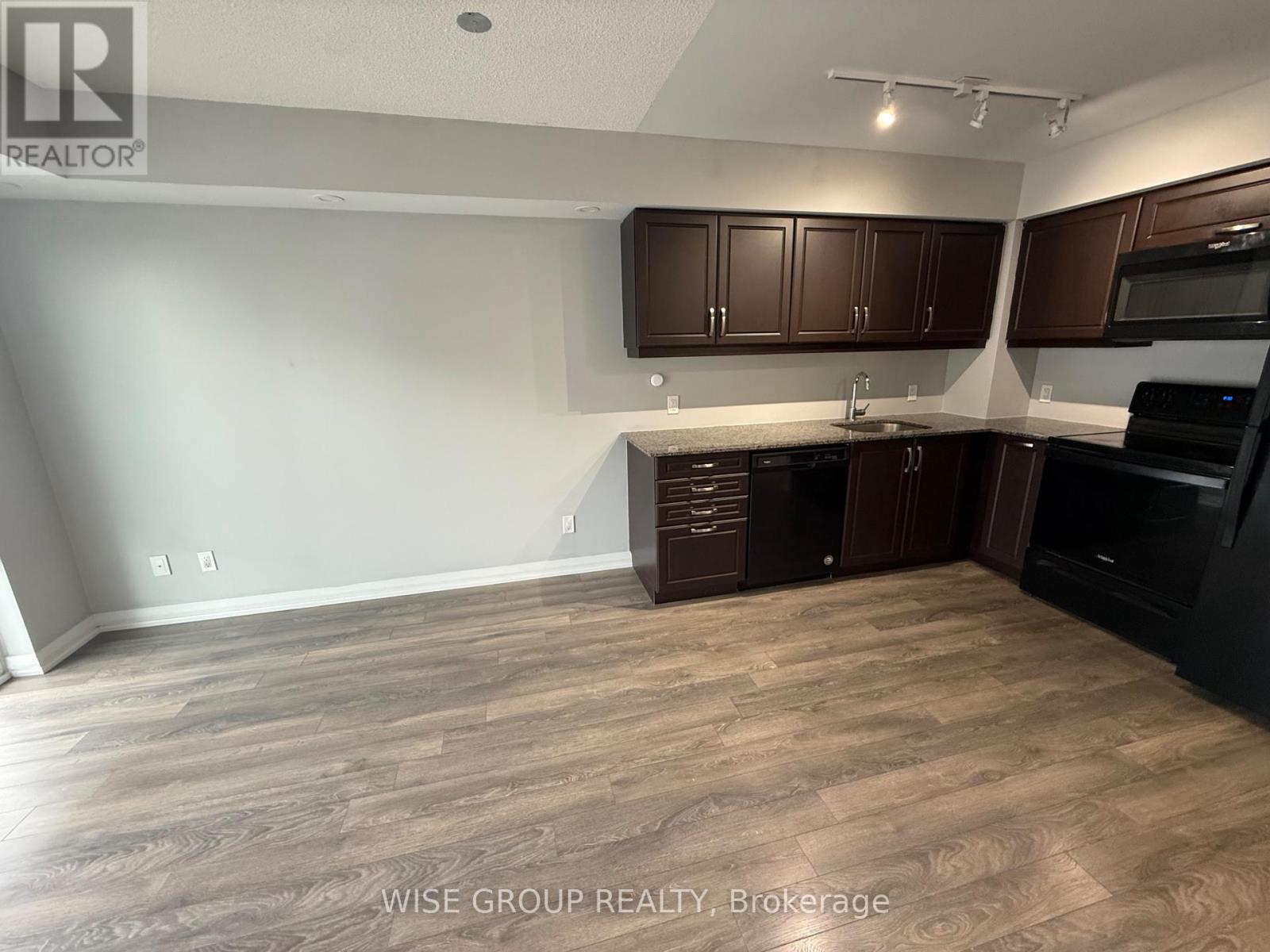 1403 - 30 MEADOWGLEN PLACE N, Toronto, Ontario