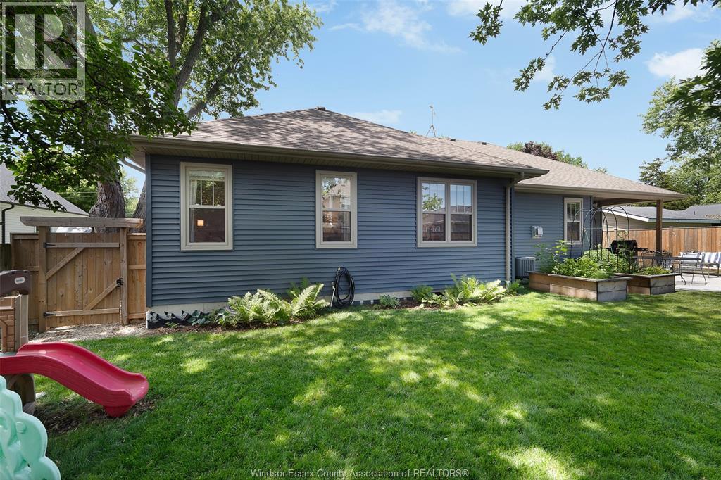 920 Erie Avenue West, Kingsville, Ontario  N9Y 3E2 - Photo 35 - 26015093