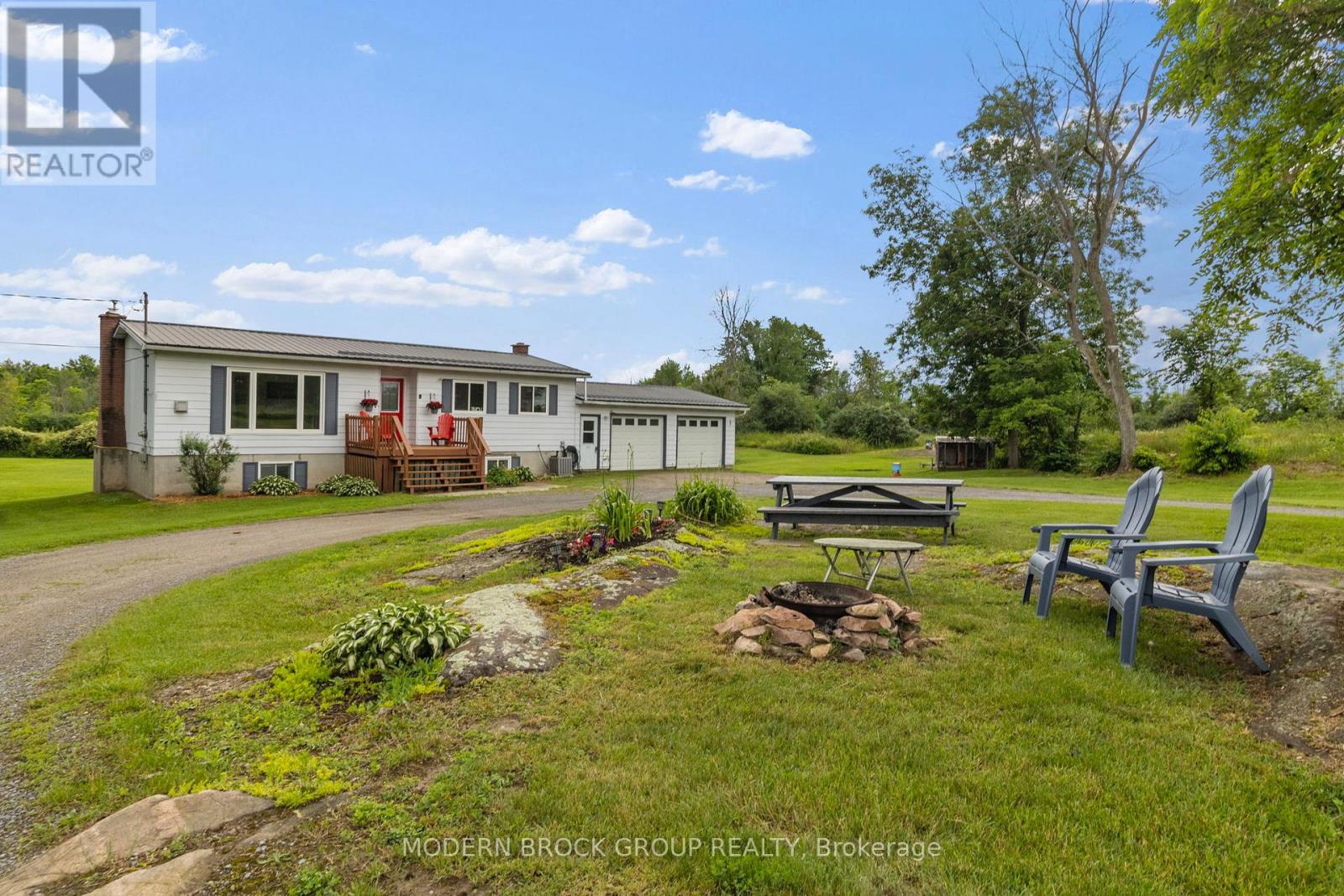 1057 Cty Rd 2 Road, Front Of Leeds & Seeleys Bay, Ontario  K0E 1L0 - Photo 2 - X13485202