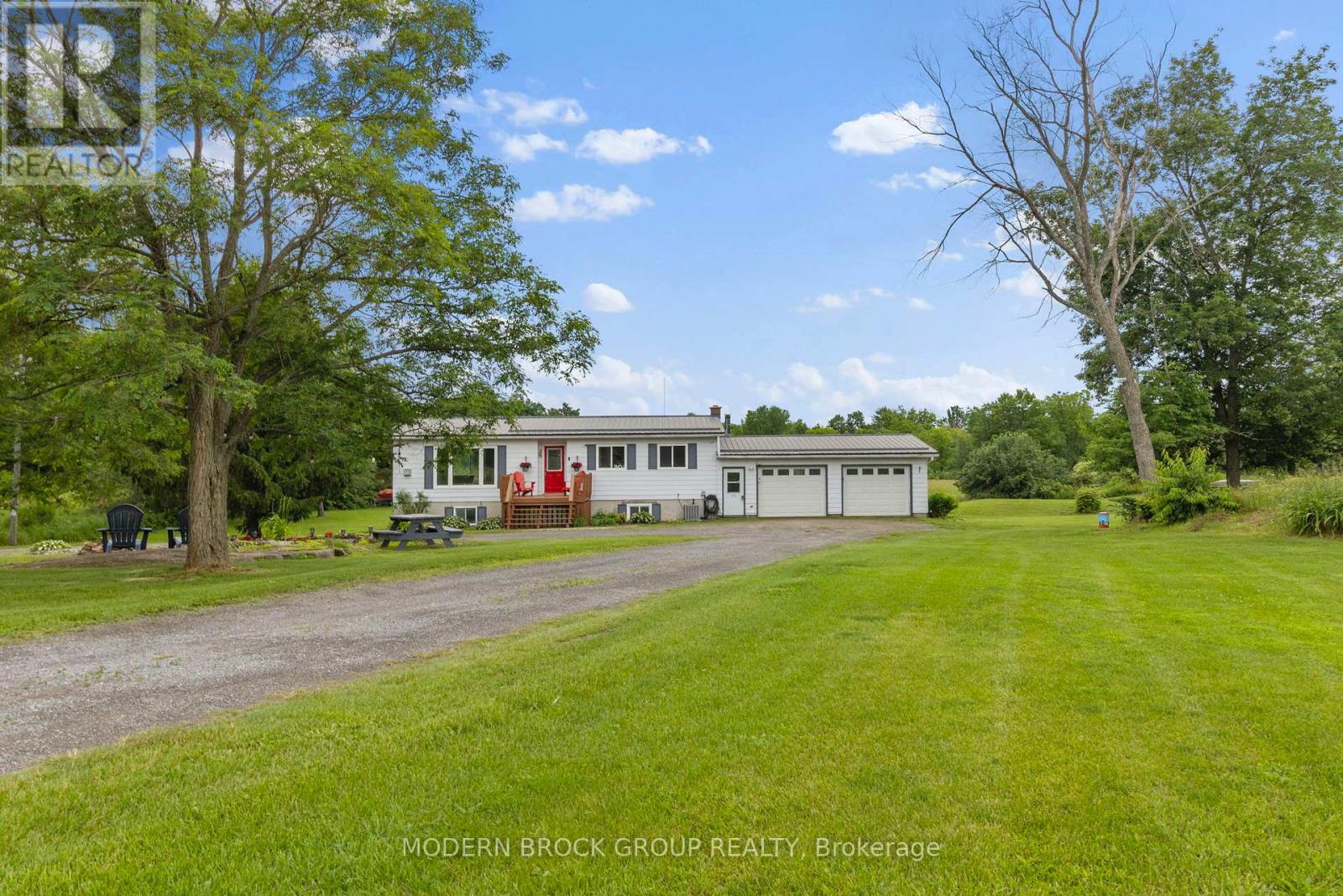 1057 Cty Rd 2 Road, Front Of Leeds & Seeleys Bay, Ontario  K0E 1L0 - Photo 5 - X13485202
