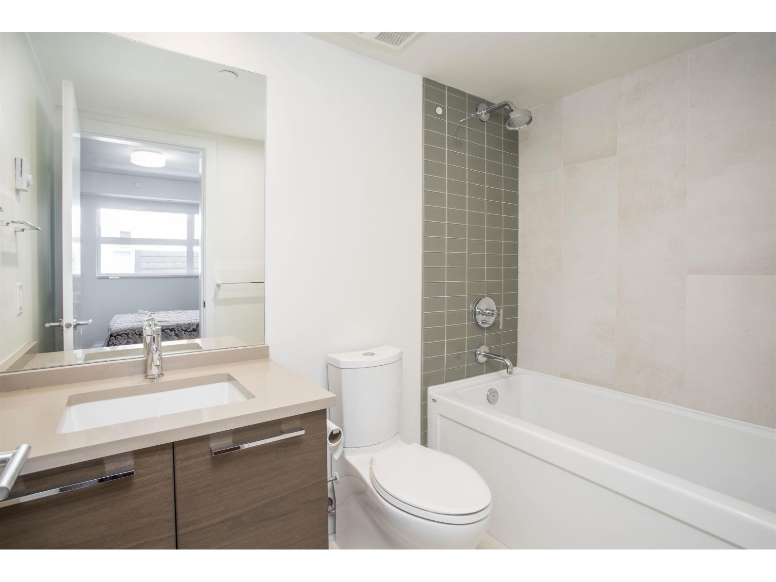 402 1160 Oxford Street, White Rock, British Columbia  V4B 0B3 - Photo 18 - R3139022