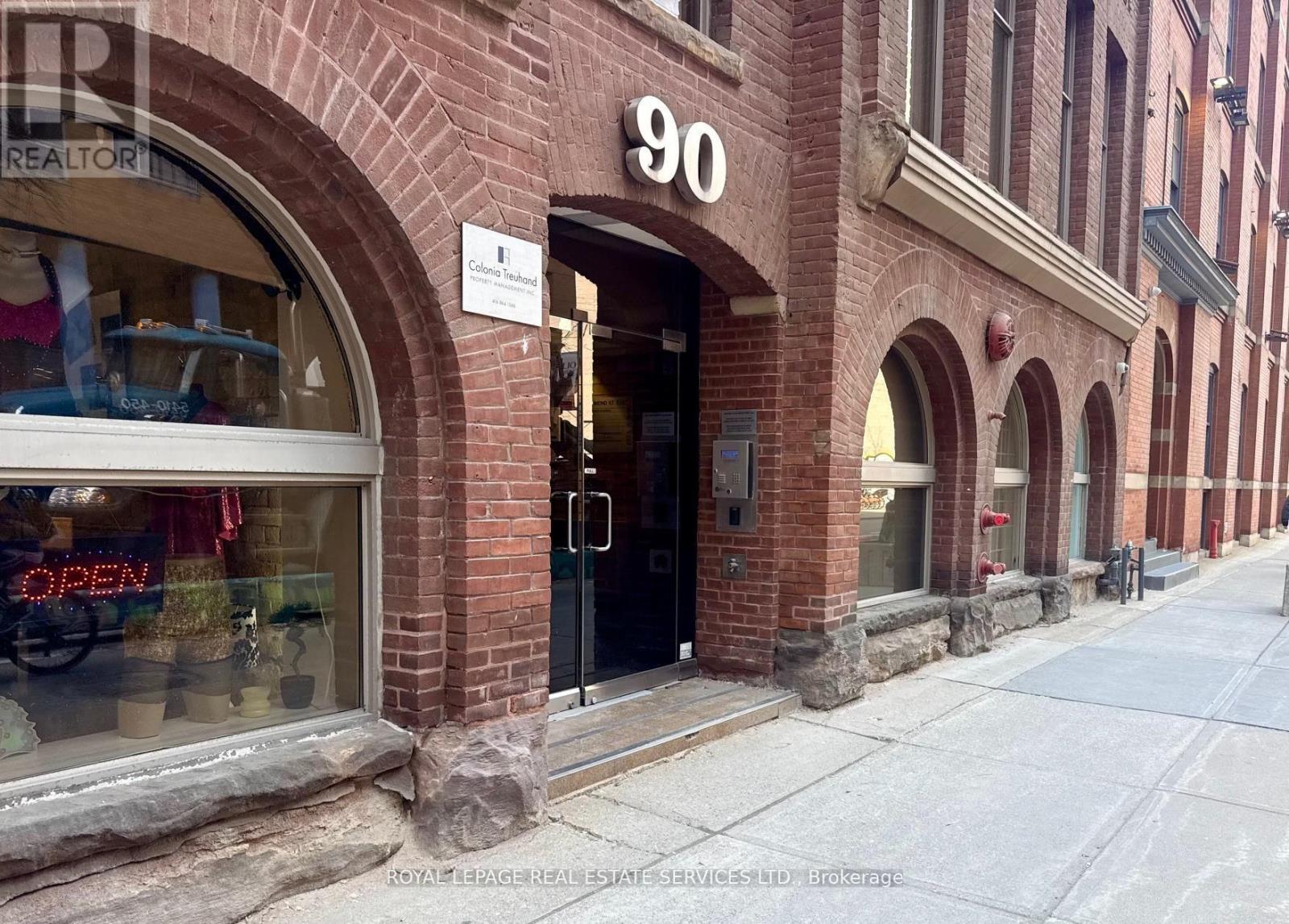 100 - 90 RICHMOND STREET E, Toronto, Ontario