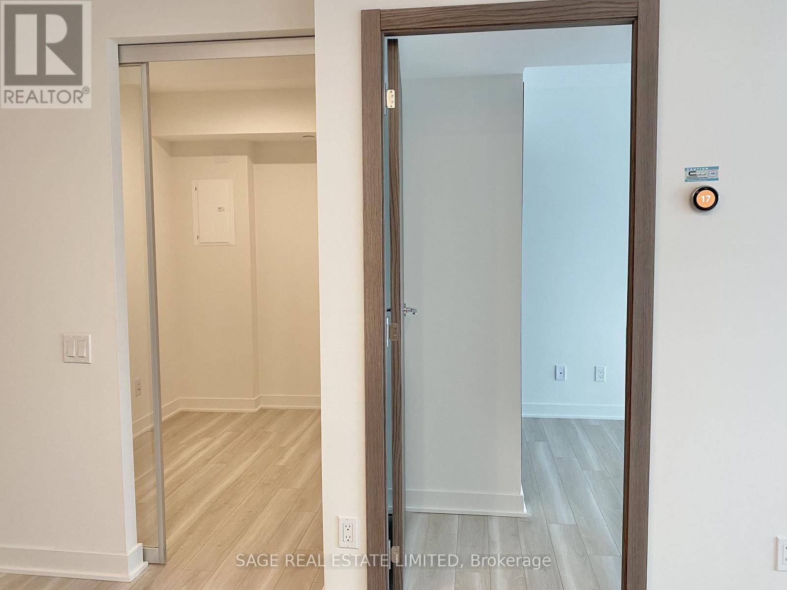 801 - 17 Bathurst Street, Toronto, Ontario  M5V 0N1 - Photo 11 - C13485278