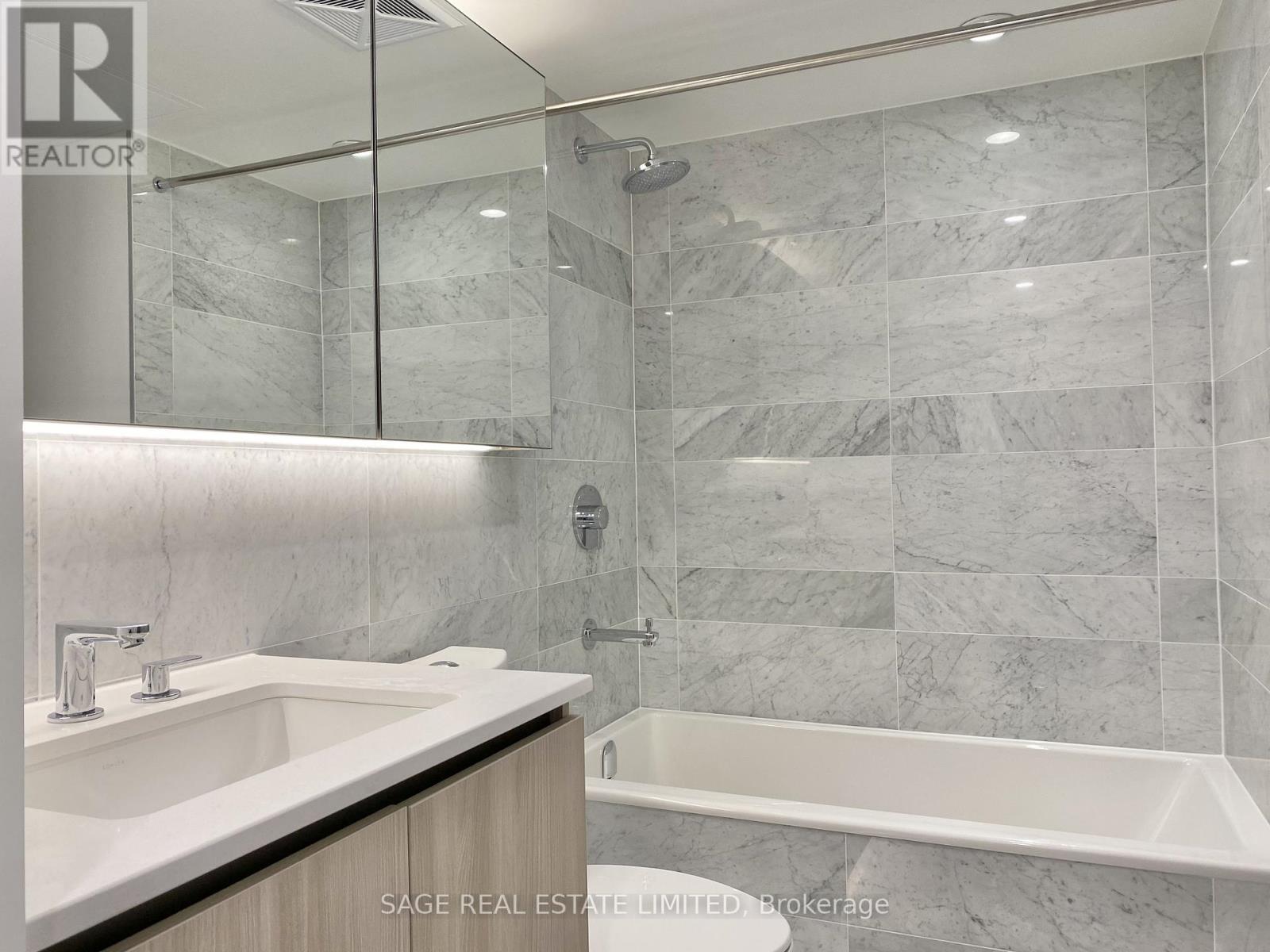 801 - 17 Bathurst Street, Toronto, Ontario  M5V 0N1 - Photo 4 - C13485278