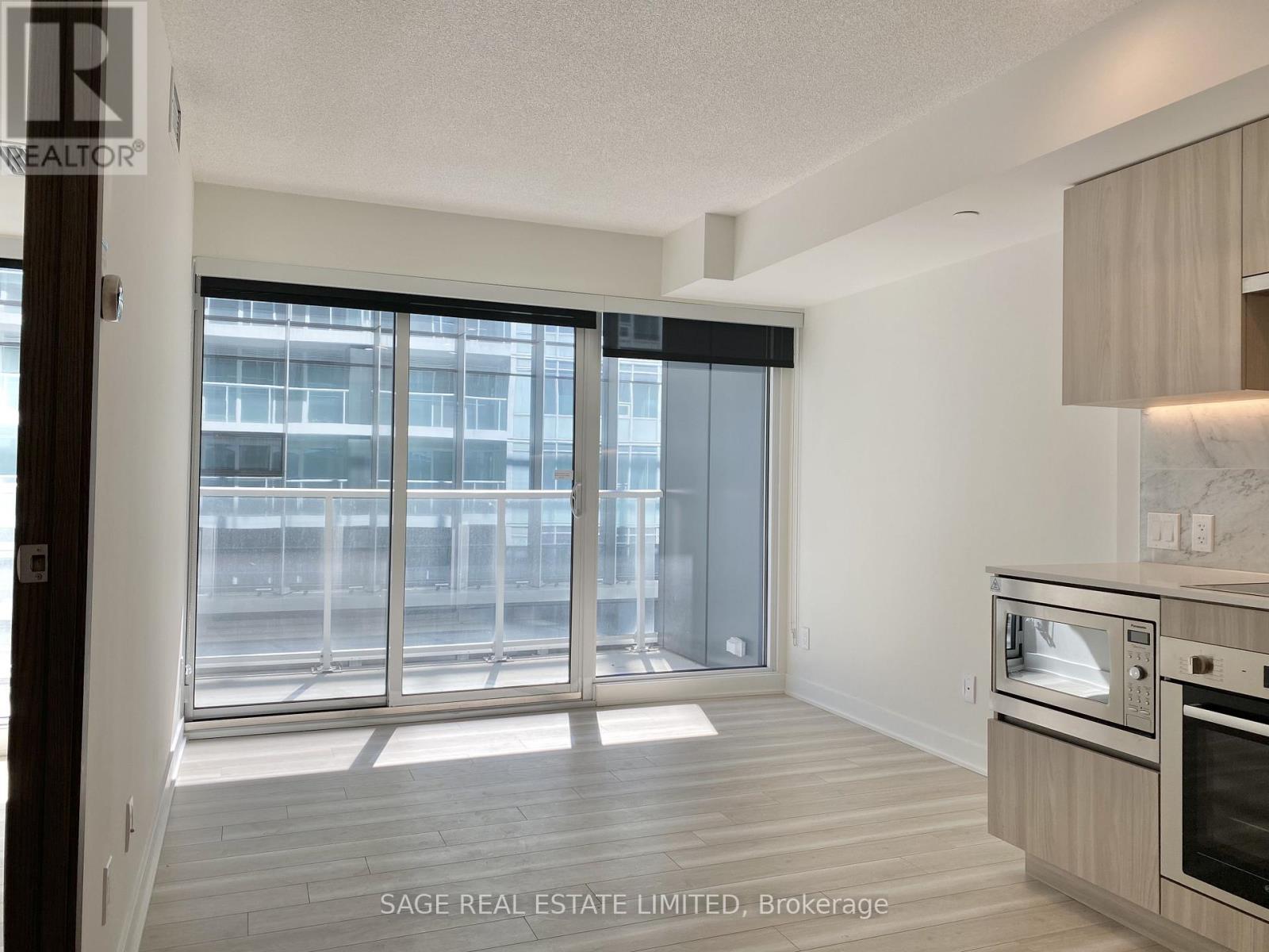 801 - 17 Bathurst Street, Toronto, Ontario  M5V 0N1 - Photo 7 - C13485278