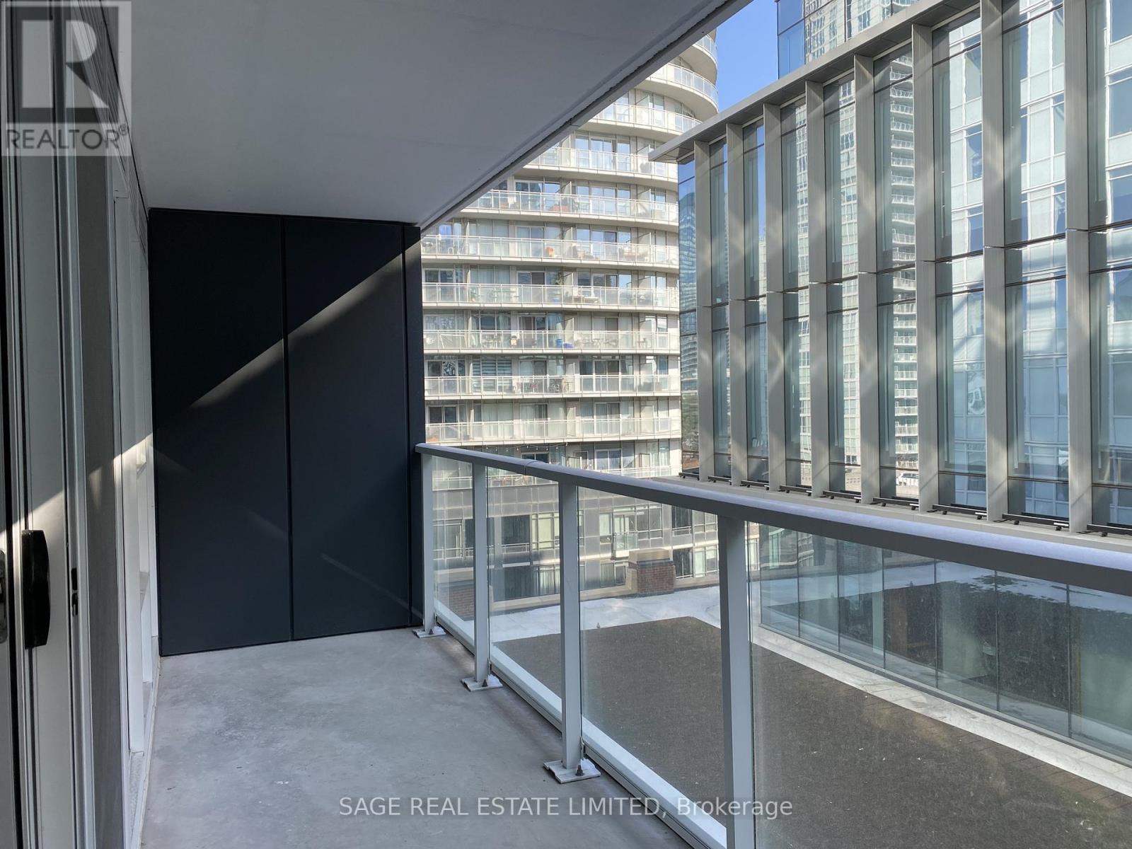801 - 17 Bathurst Street, Toronto, Ontario  M5V 0N1 - Photo 9 - C13485278