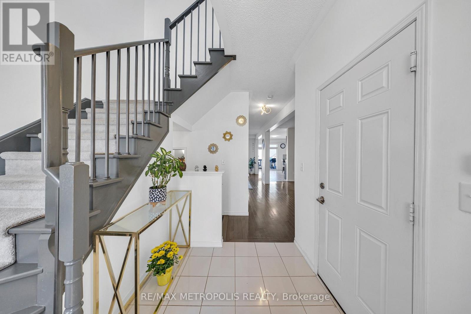 118 Cauthers Crescent, New Tecumseth, Ontario  L9R 0L1 - Photo 5 - N13485154