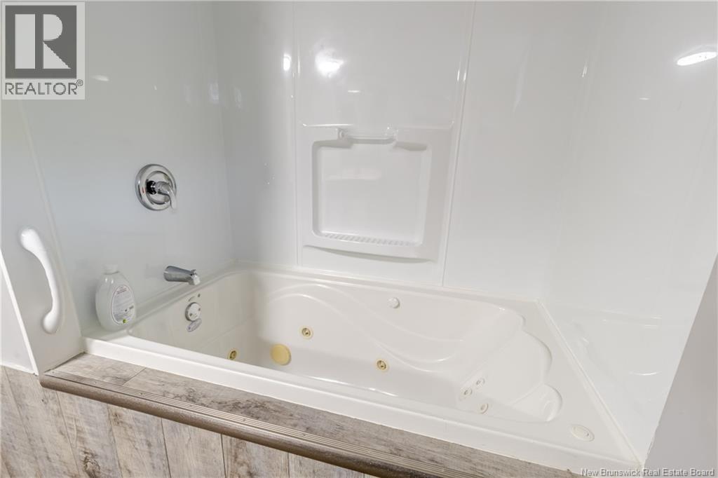 104 Preston Drive, Nashwaaksis, New Brunswick  E3A 2L6 - Photo 42 - NB142561