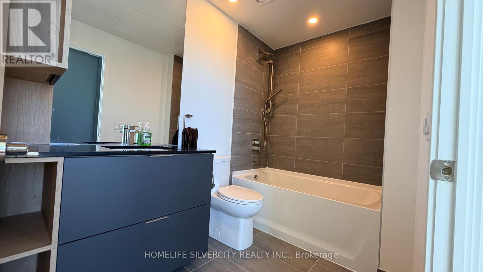3202 - 1 Fairview Road, Mississauga, Ontario  L5A 0B4 - Photo 14 - W13485064