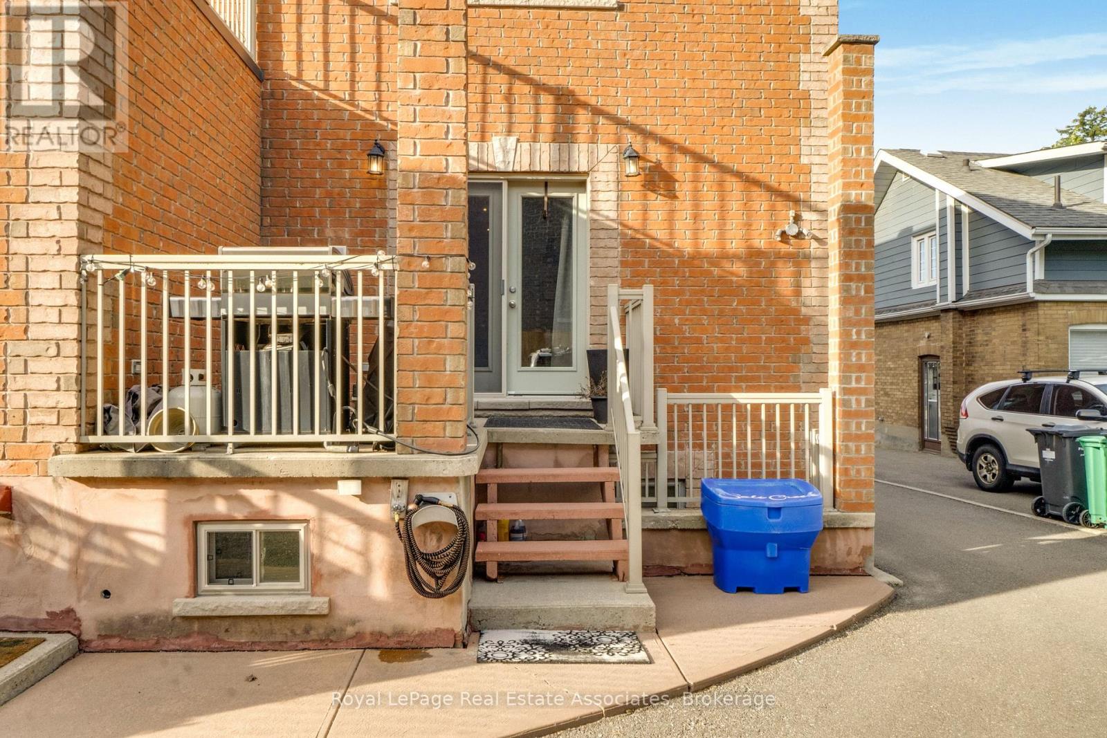 1 - 48 Mississauga Road N, Mississauga, Ontario  L5H 2H8 - Photo 27 - W13485108