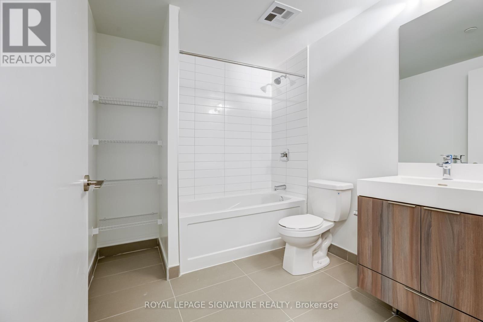 909 - 3100 Keele Street, Toronto, Ontario  M3M 2H4 - Photo 8 - W13485110