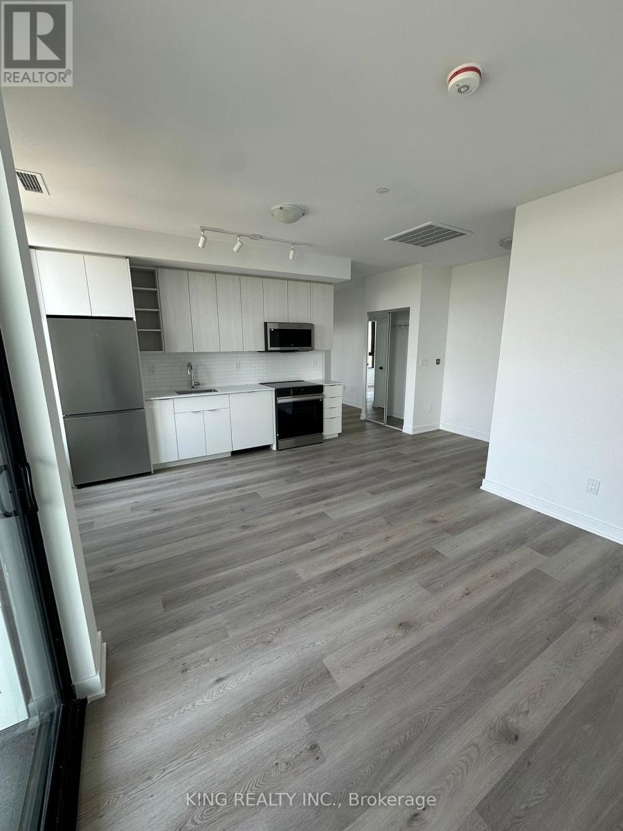 2202 - 2075 Lakeshore Road, Burlington, Ontario  L7R 1E2 - Photo 1 - W13485114