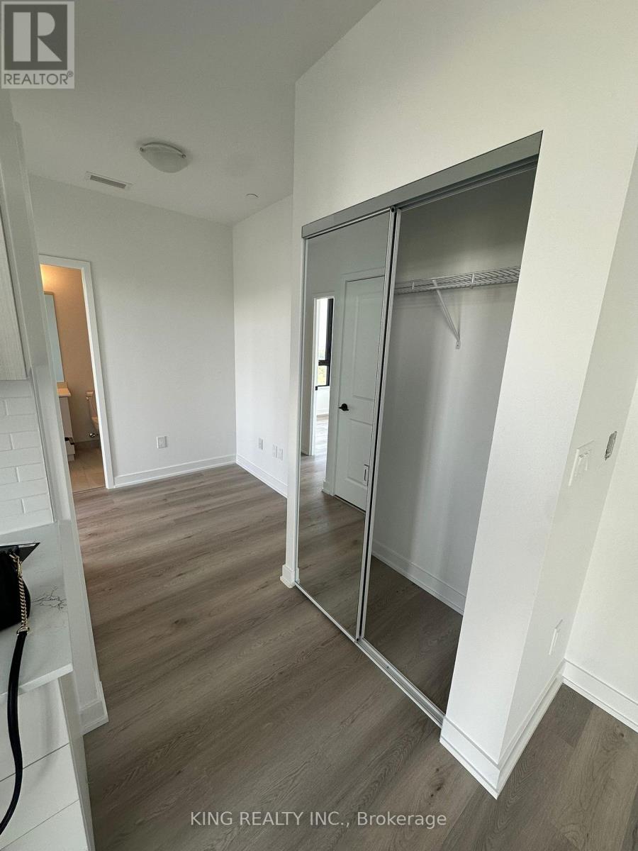 2202 - 2075 Lakeshore Road, Burlington, Ontario  L7R 1E2 - Photo 7 - W13485114