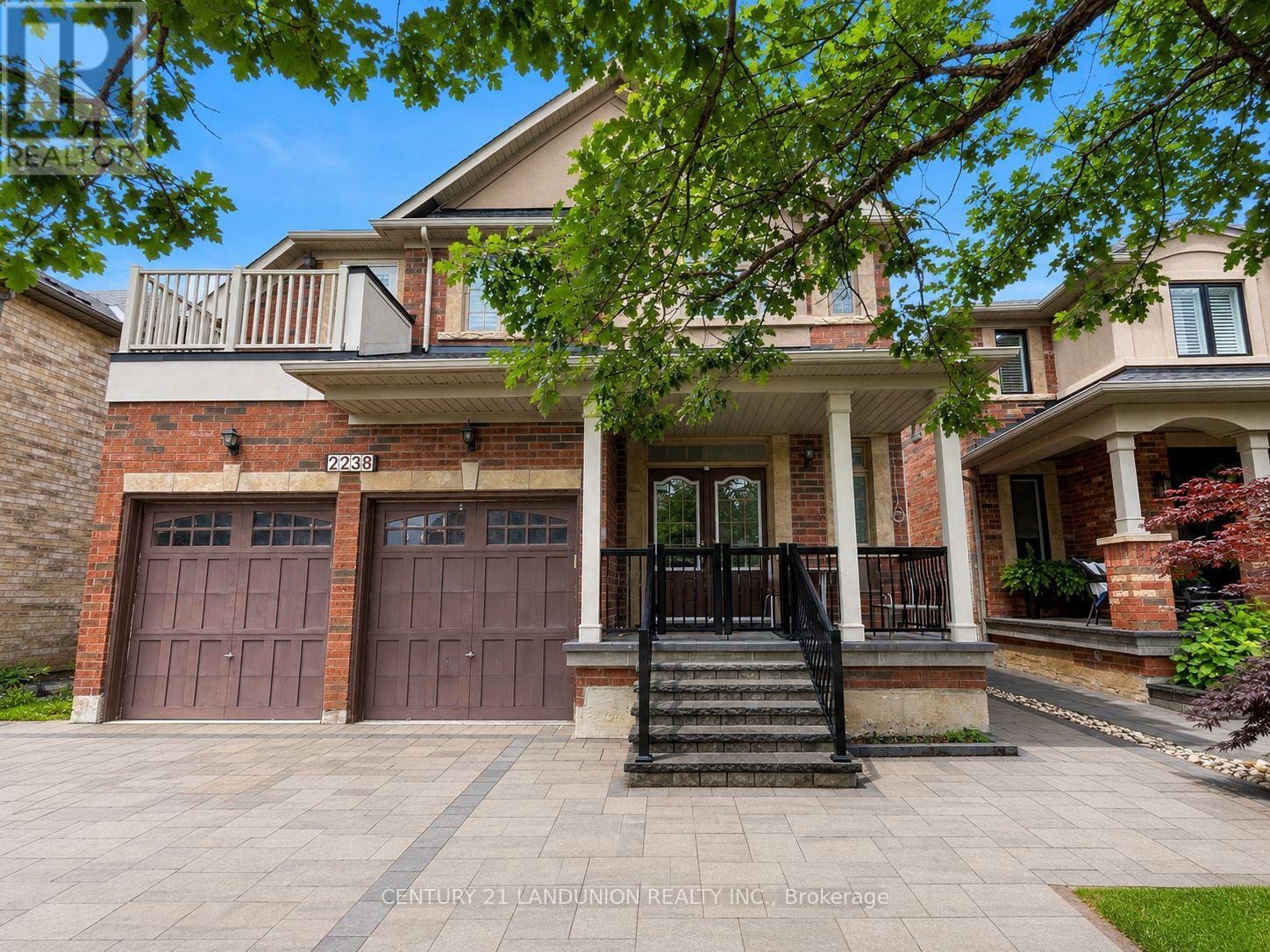 2238 GLADACRES LANE, Oakville, Ontario