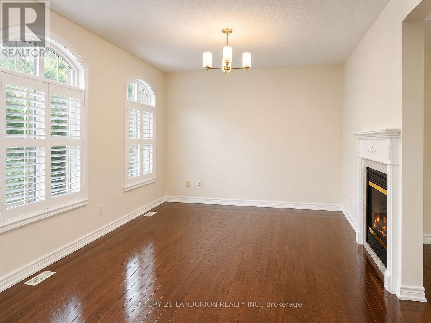 2238 Gladacres Lane, Oakville, Ontario  L6M 0G3 - Photo 10 - W13485116