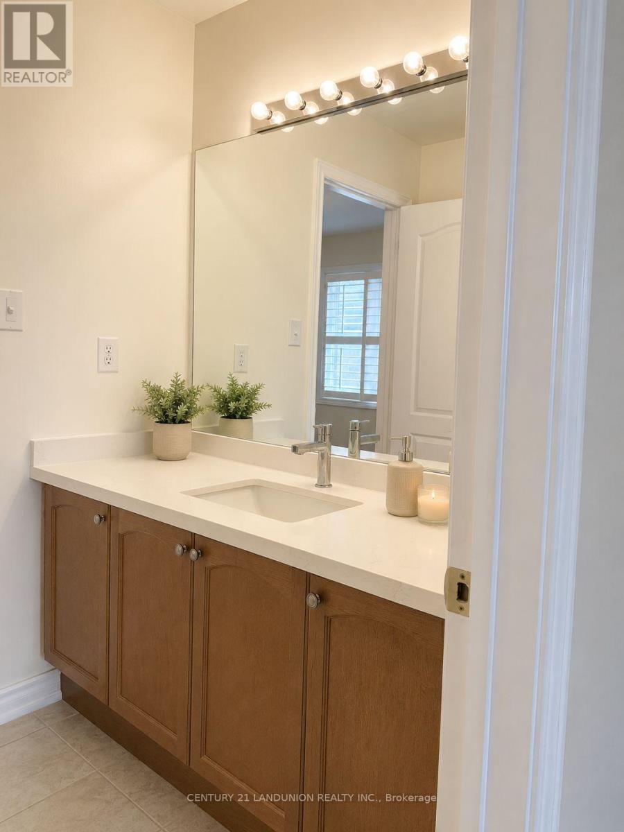 2238 Gladacres Lane, Oakville, Ontario  L6M 0G3 - Photo 25 - W13485116