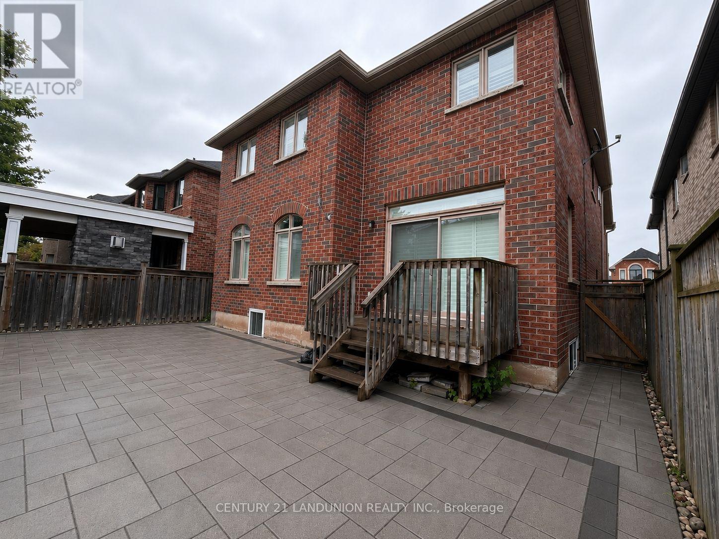 2238 Gladacres Lane, Oakville, Ontario  L6M 0G3 - Photo 29 - W13485116