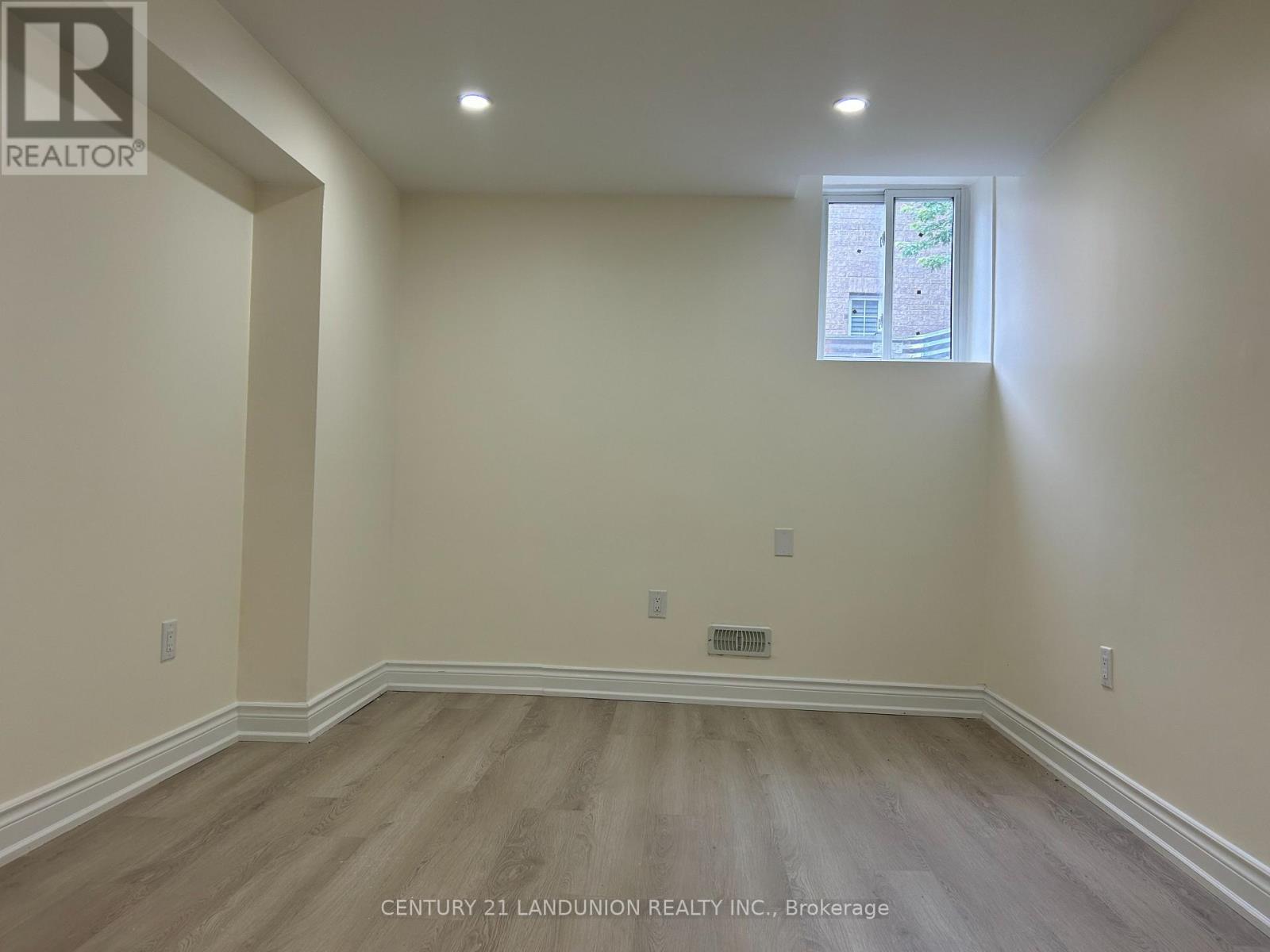 2238 Gladacres Lane, Oakville, Ontario  L6M 0G3 - Photo 33 - W13485116