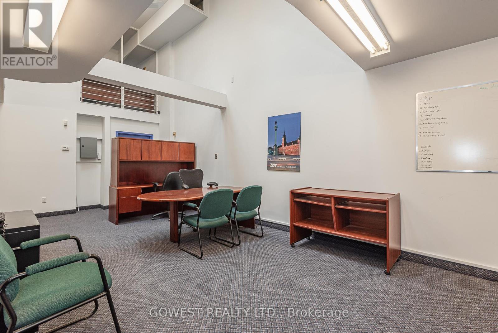 2 &3 Floor - 141 Roncesvalles Avenue, Toronto, Ontario  M6R 2L2 - Photo 7 - W13485156