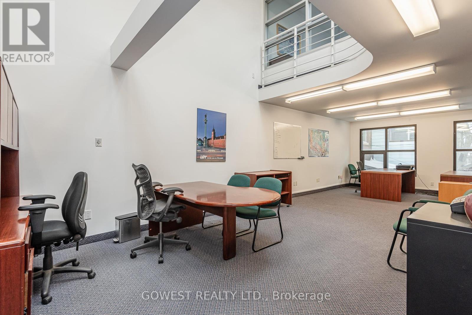 2 &3 Floor - 141 Roncesvalles Avenue, Toronto, Ontario  M6R 2L2 - Photo 8 - W13485156