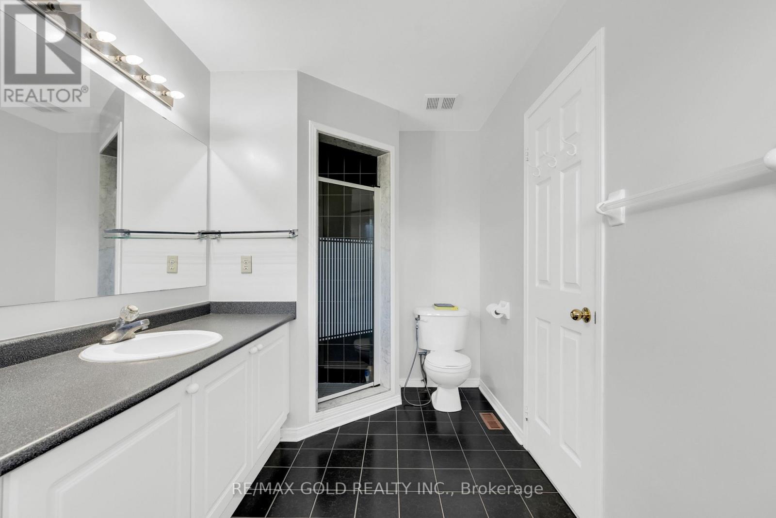 5872 Yachtsman Crossing Boulevard, Mississauga, Ontario  L5M 6P1 - Photo 25 - W13485166