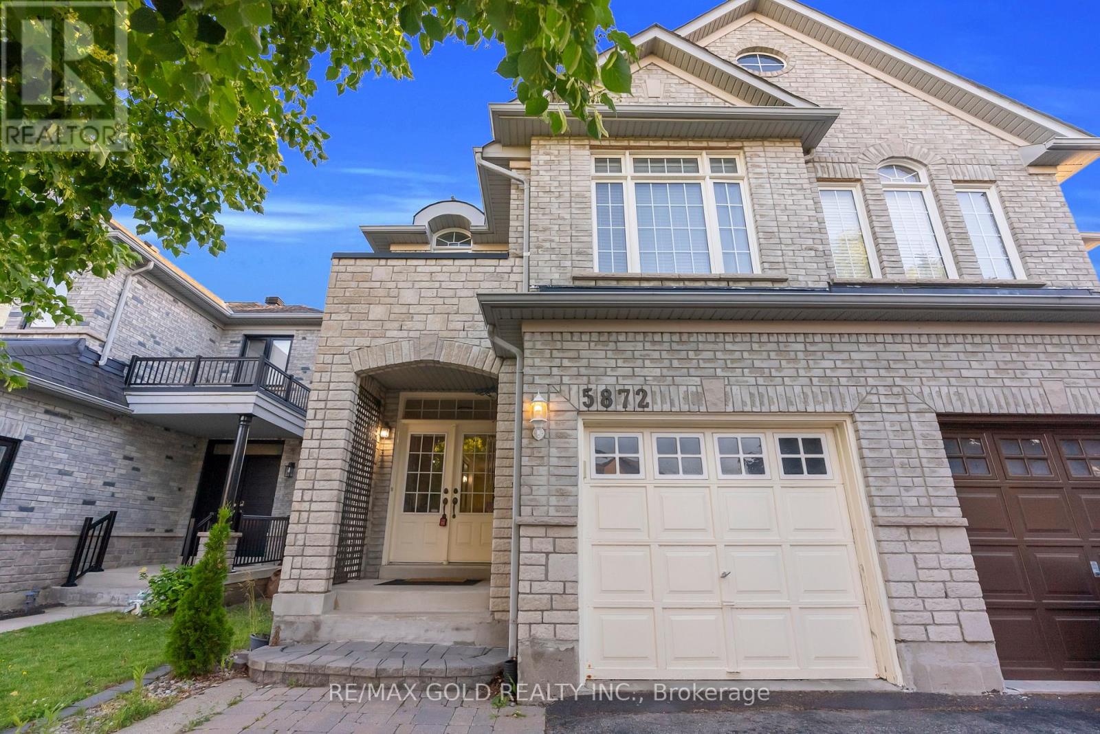 5872 Yachtsman Crossing Boulevard, Mississauga, Ontario  L5M 6P1 - Photo 3 - W13485166