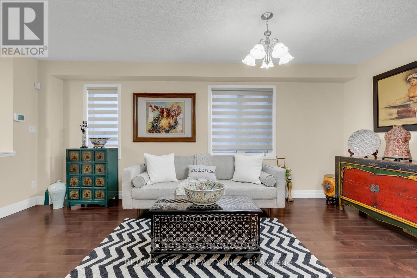 5872 Yachtsman Crossing Boulevard, Mississauga, Ontario  L5M 6P1 - Photo 7 - W13485166