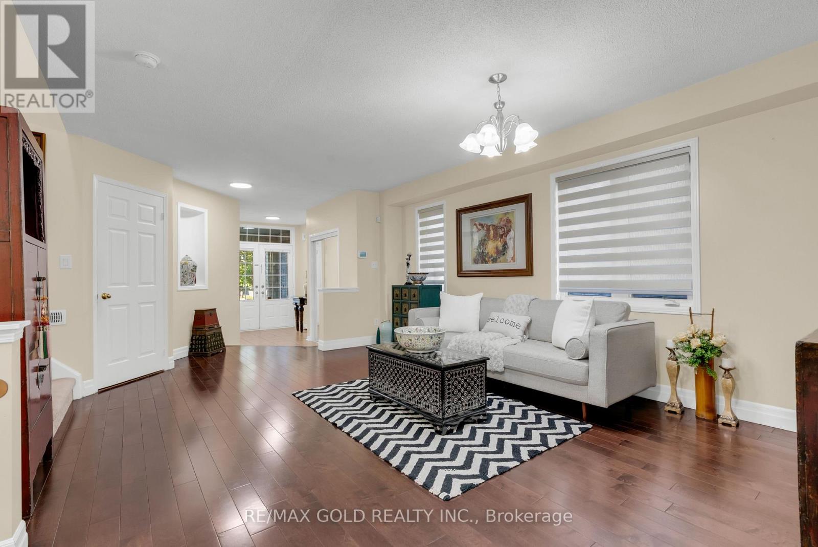 5872 Yachtsman Crossing Boulevard, Mississauga, Ontario  L5M 6P1 - Photo 8 - W13485166