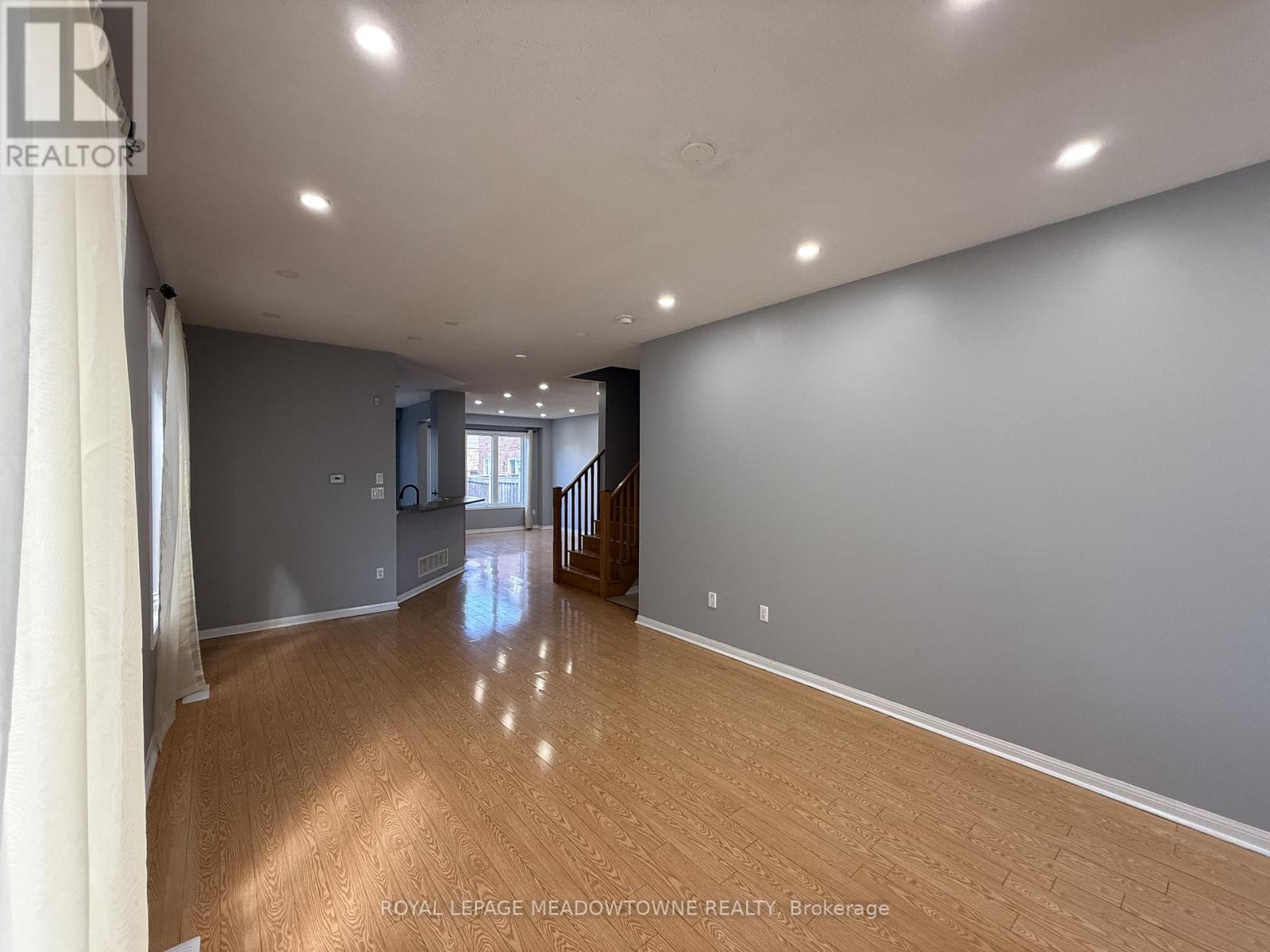 45 Bleasdale Avenue, Brampton, Ontario  L7A 0P6 - Photo 5 - W13485210