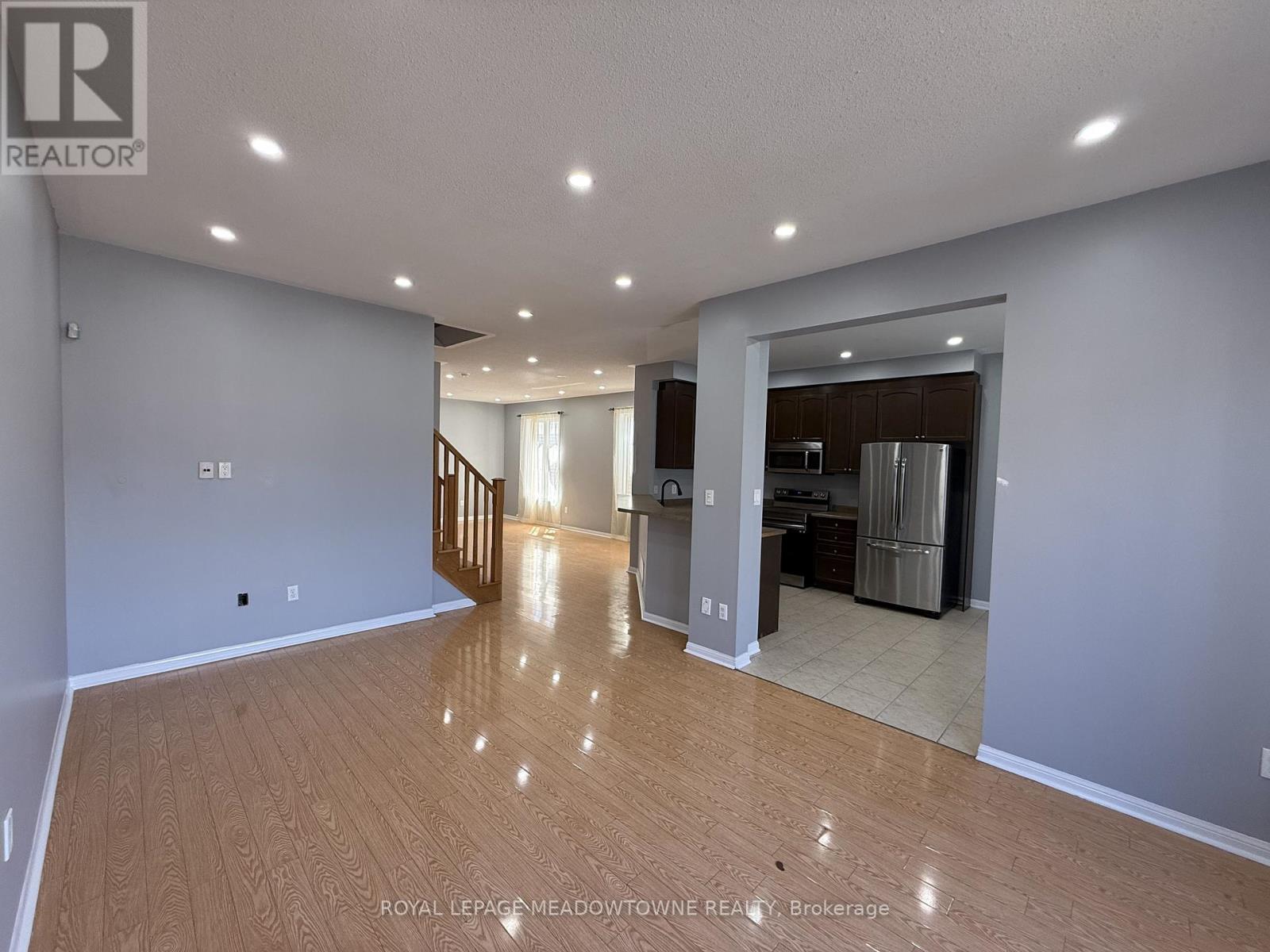 45 Bleasdale Avenue, Brampton, Ontario  L7A 0P6 - Photo 9 - W13485210
