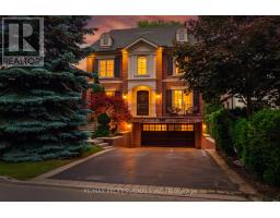 77 HALIBURTON AVENUE, Toronto, Ontario