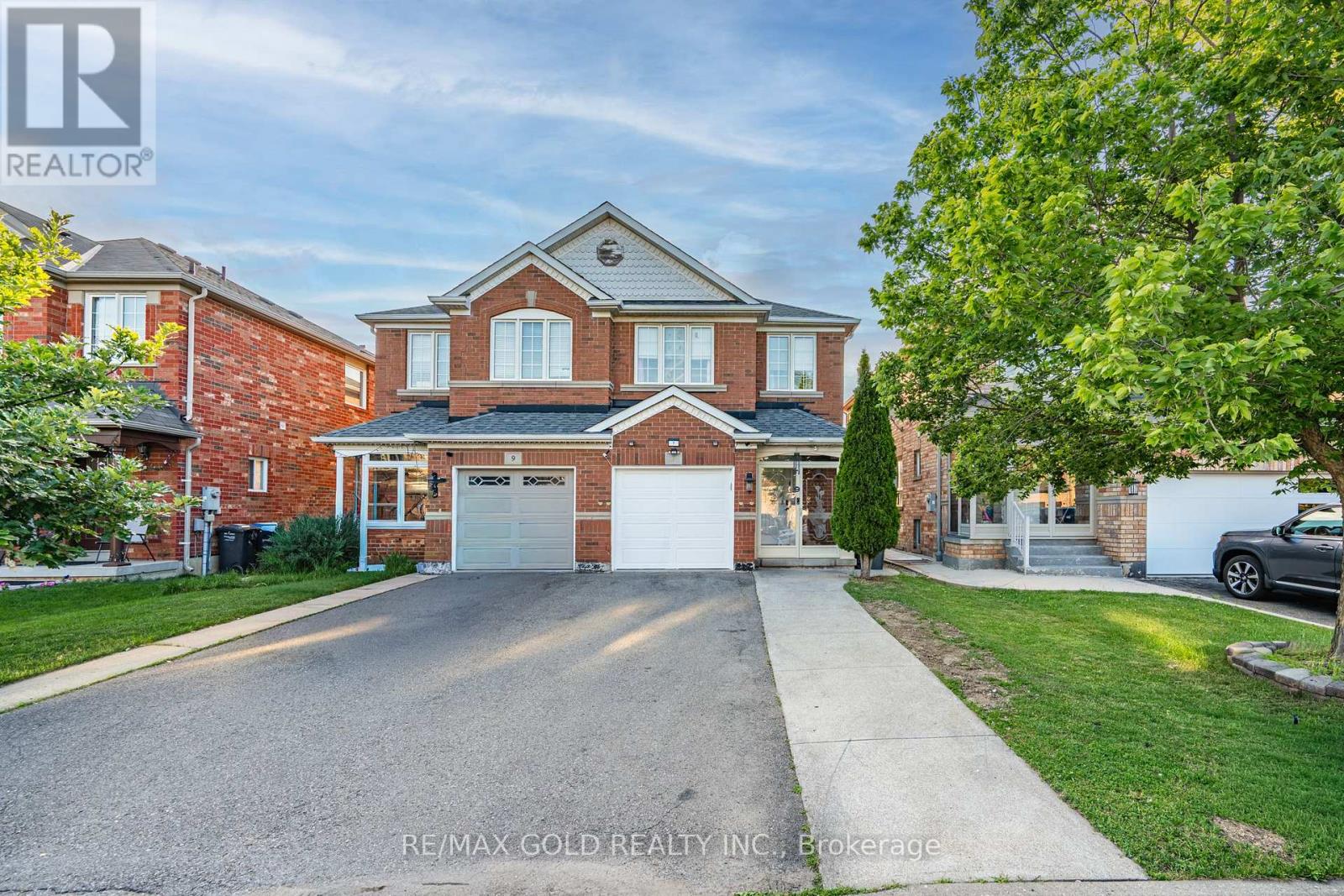 7 SAND CHERRY CRESCENT, Brampton, Ontario