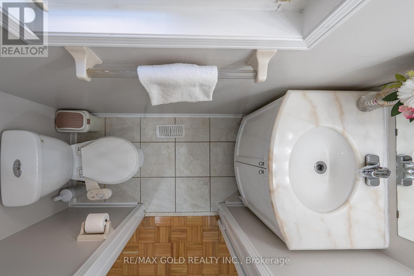 7 Sand Cherry Crescent, Brampton, Ontario  L6R 3A9 - Photo 11 - W13485266