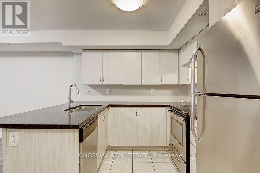 92 - 100 Parrotta Drive, Toronto, Ontario  M9M 0G1 - Photo 8 - W13485304