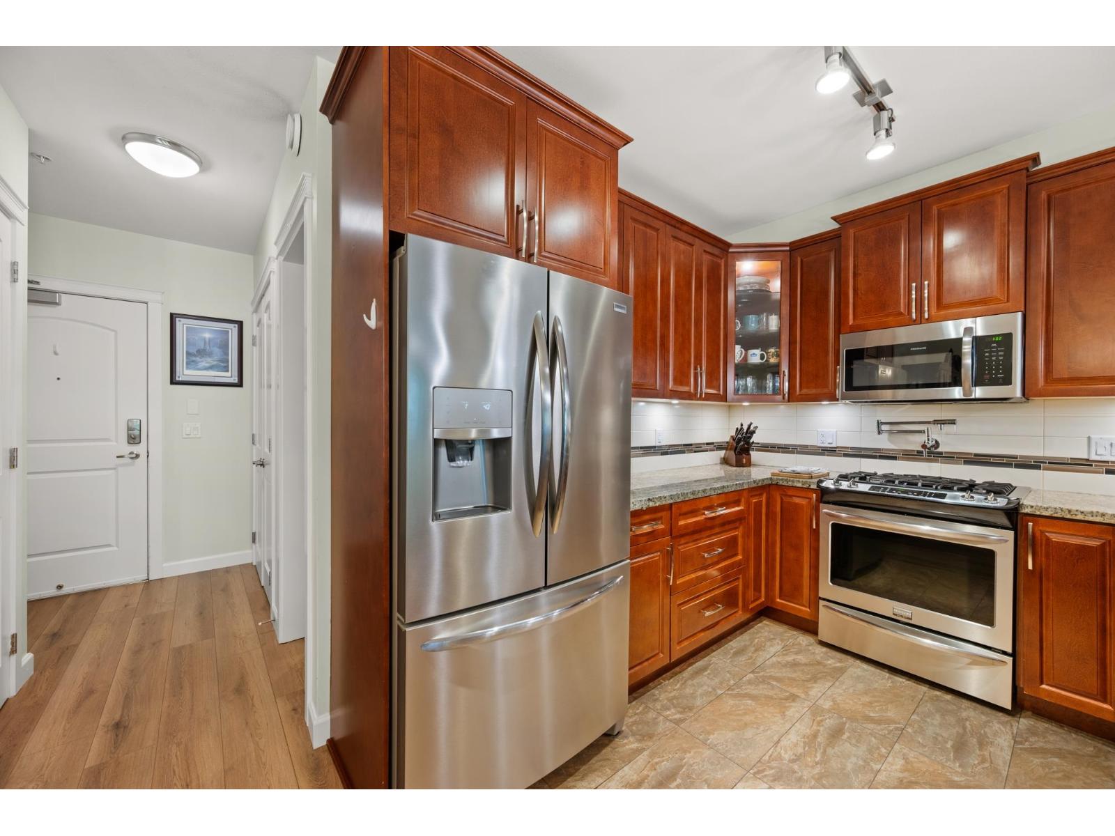 B216 8218 207a Street, Langley, British Columbia  V2Y 0Y1 - Photo 4 - R3139247
