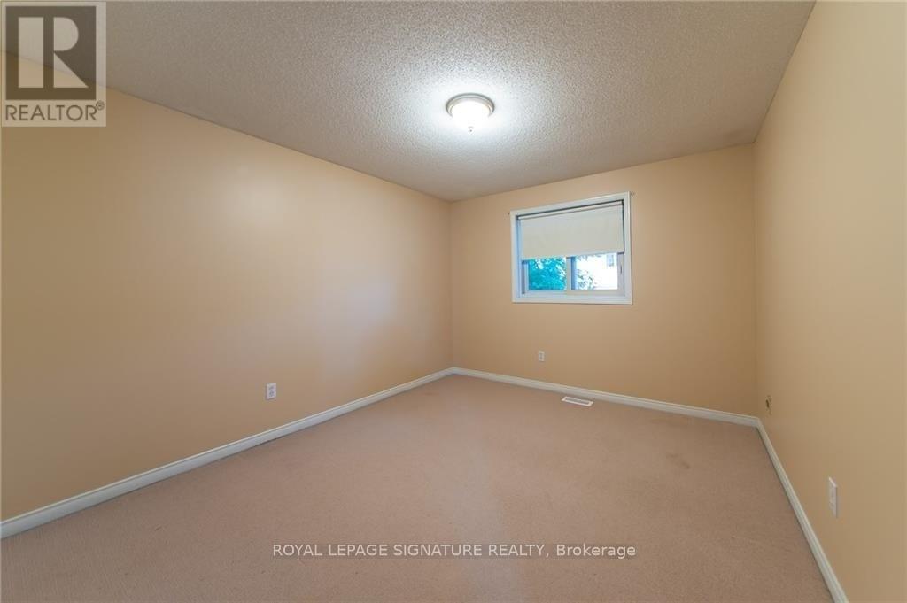 426 Downsview Place, Waterloo, Ontario  N2K 3T9 - Photo 7 - X13485138