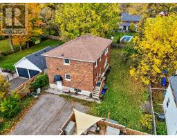 UPPER - 176 SYDENHAM STREET, Cobourg, Ontario