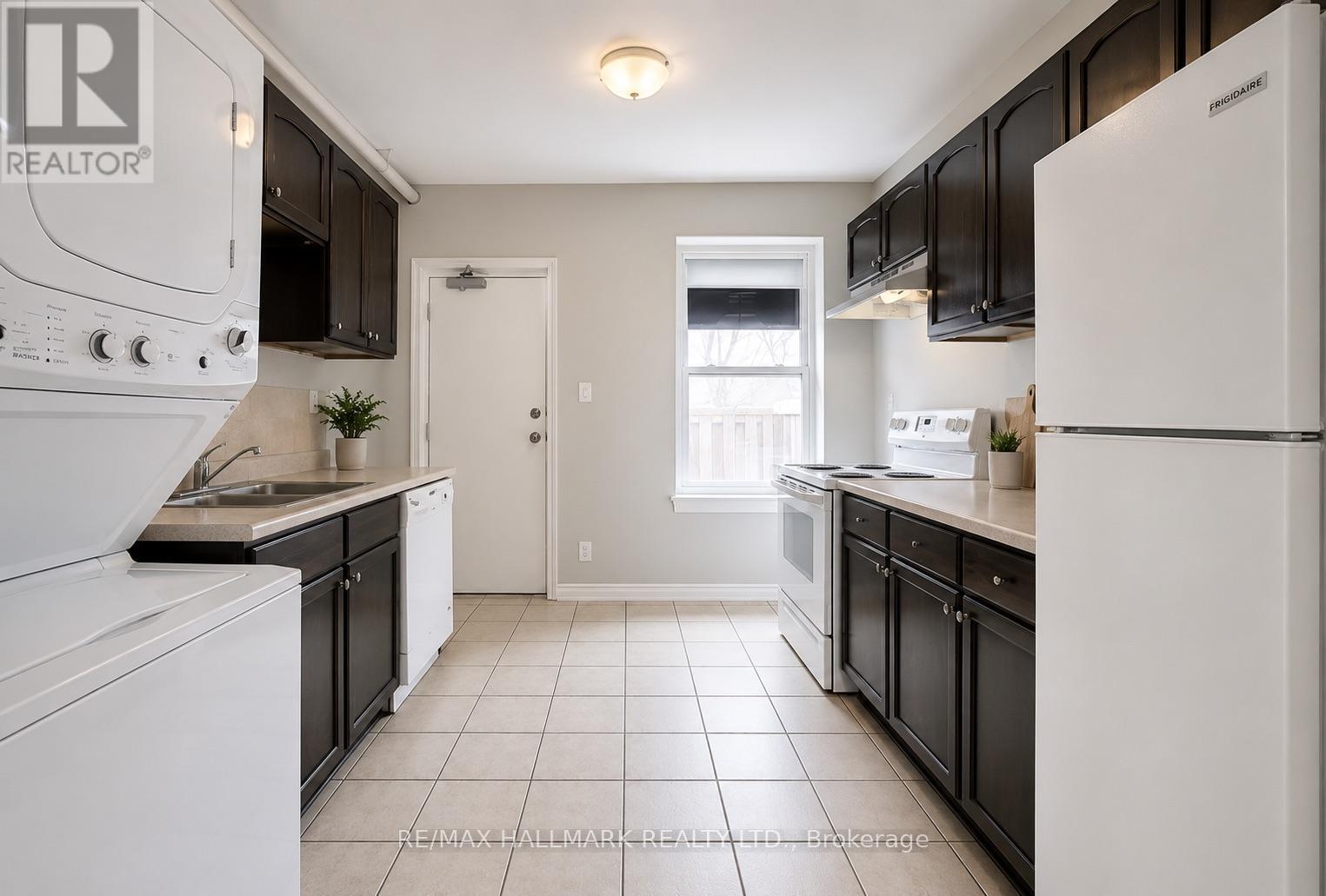 340 Barton Street E, Hamilton, Ontario  L8L 2X6 - Photo 4 - X13485174