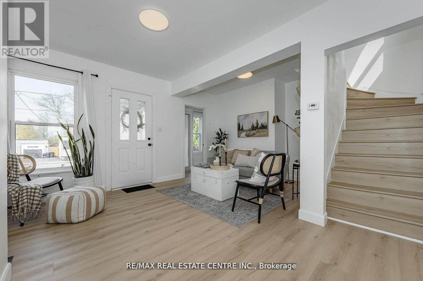 17 Dover Street, Woodstock, Ontario  N4S 3L7 - Photo 5 - X13485306
