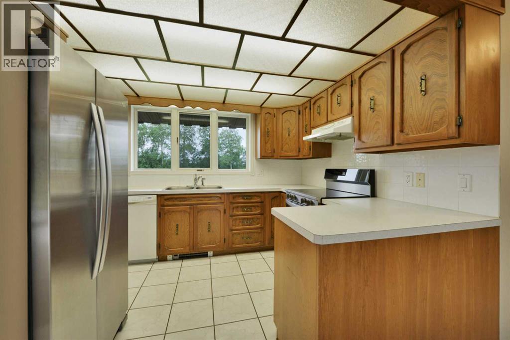 35254 Range Road 283, Rural Red Deer County, Alberta  T4G 0G3 - Photo 12 - A2323616
