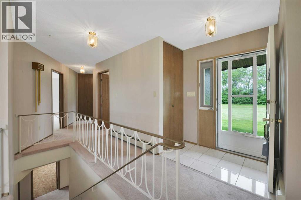 35254 Range Road 283, Rural Red Deer County, Alberta  T4G 0G3 - Photo 15 - A2323616