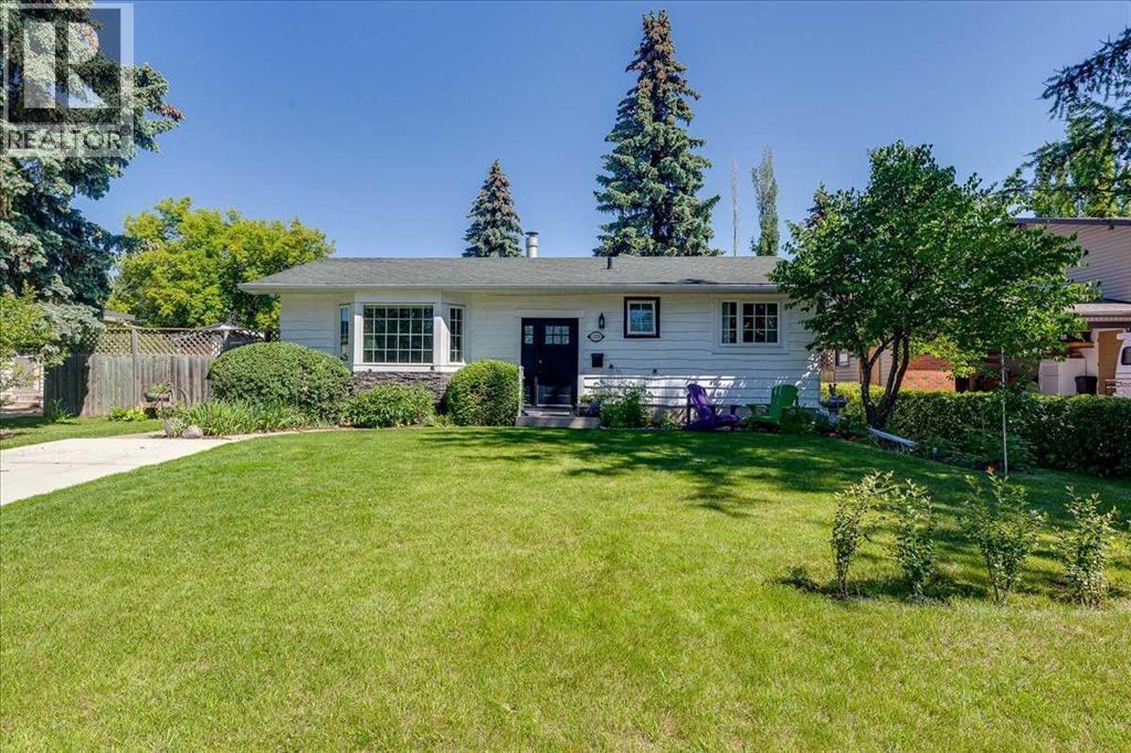109 Selkirk Boulevard, red deer, Alberta