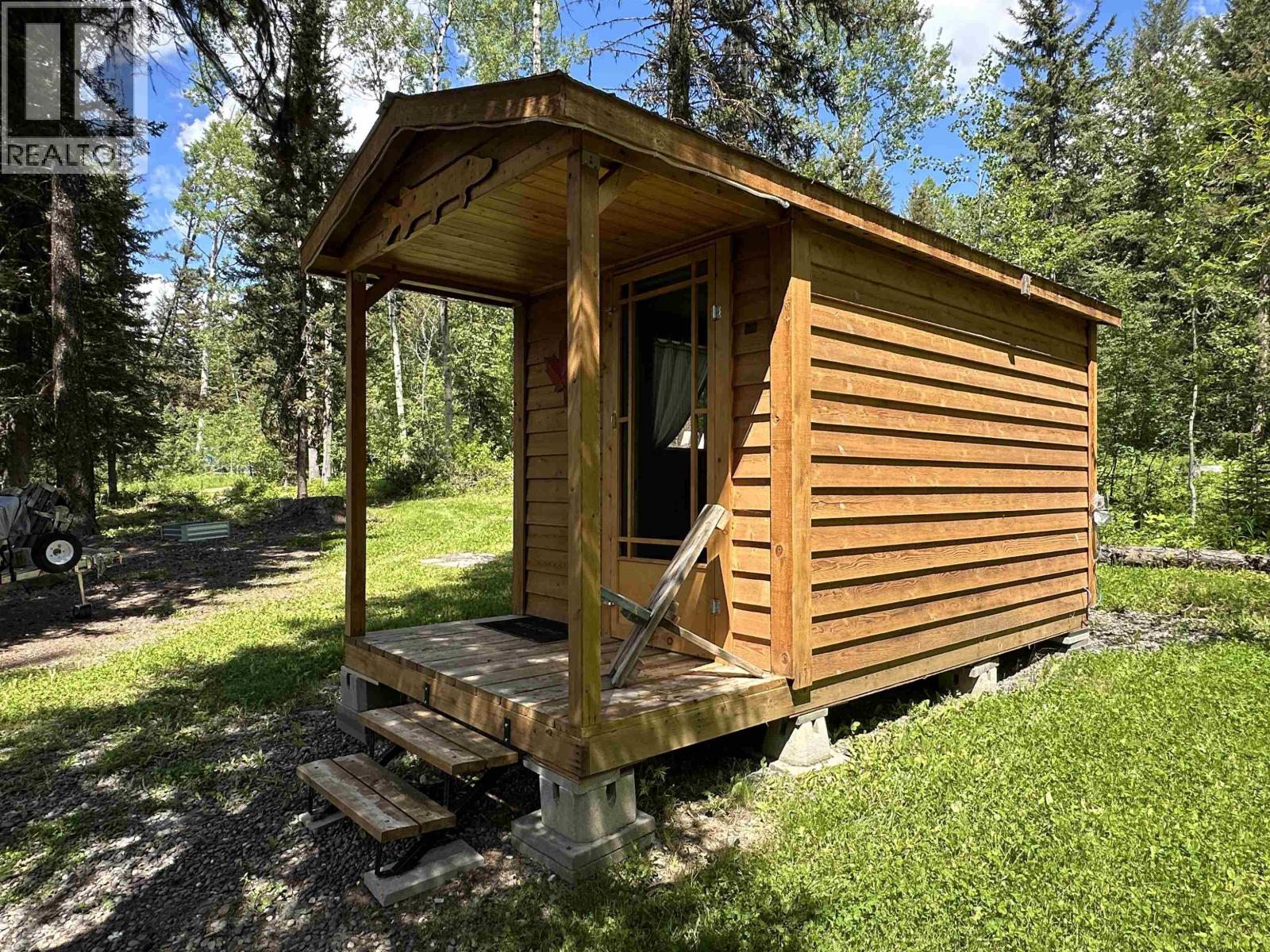 7613 Mica Place, Lone Butte, British Columbia  V0K 1X3 - Photo 30 - R3139609