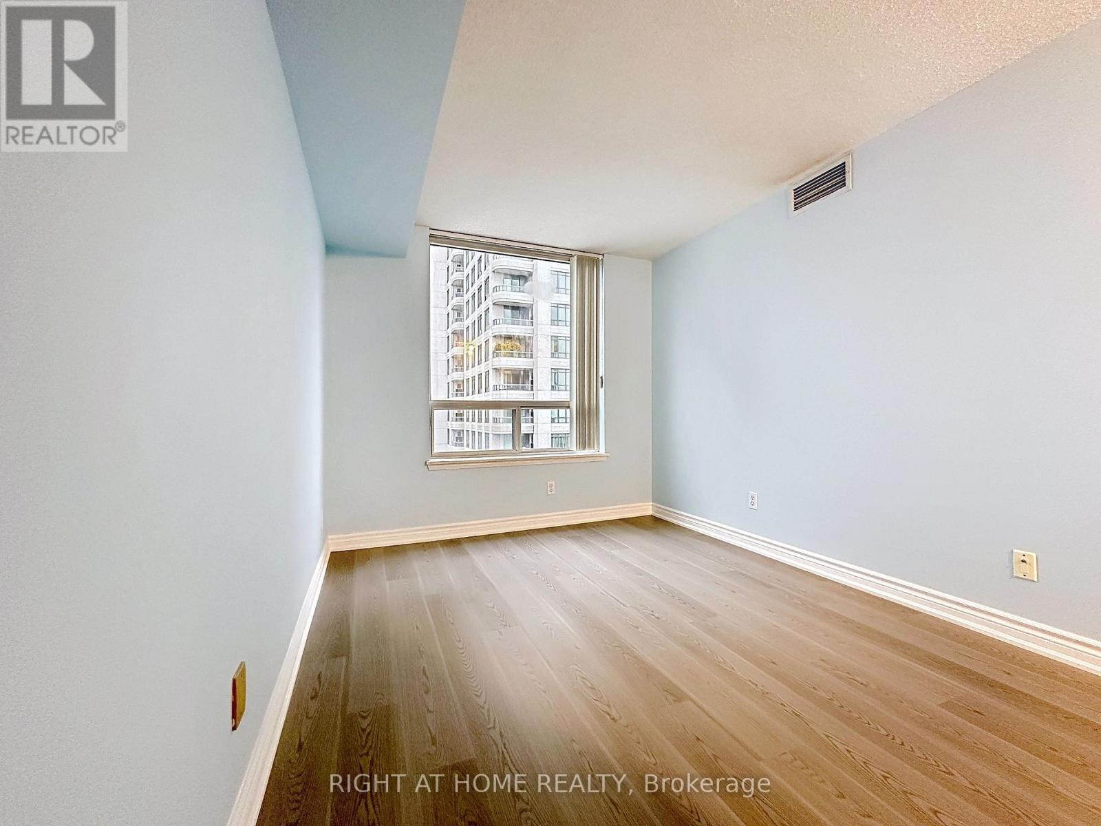 2108 - 35 Empress Avenue, Toronto, Ontario  M2N 6T3 - Photo 4 - C13485438