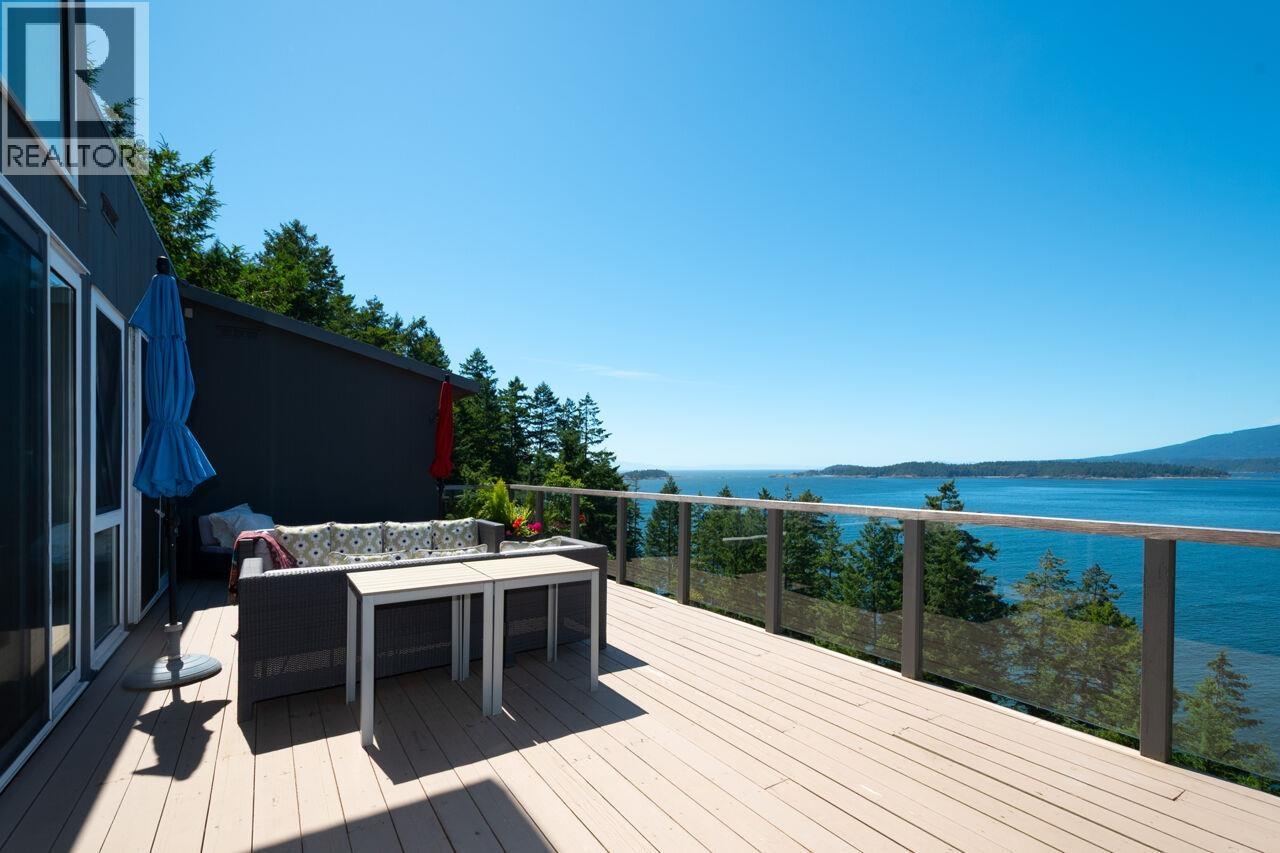 1670 Whitesails Drive, Bowen Island, British Columbia  V0N 1G2 - Photo 8 - R3102623