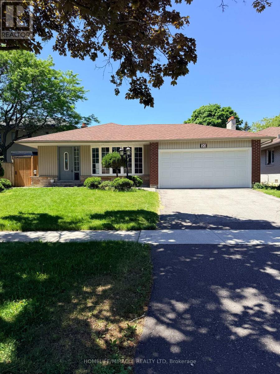 <div class="slider-price">$1,049,000</div><p>20 King Louis Crescent, Toronto, Ontario</p>