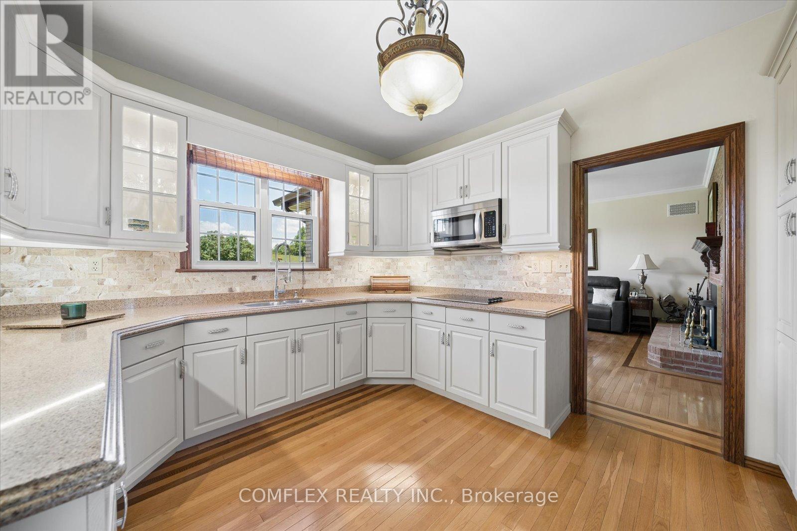 1150 Raglan Road E, Oshawa, Ontario  L1H 7K4 - Photo 15 - E13485324