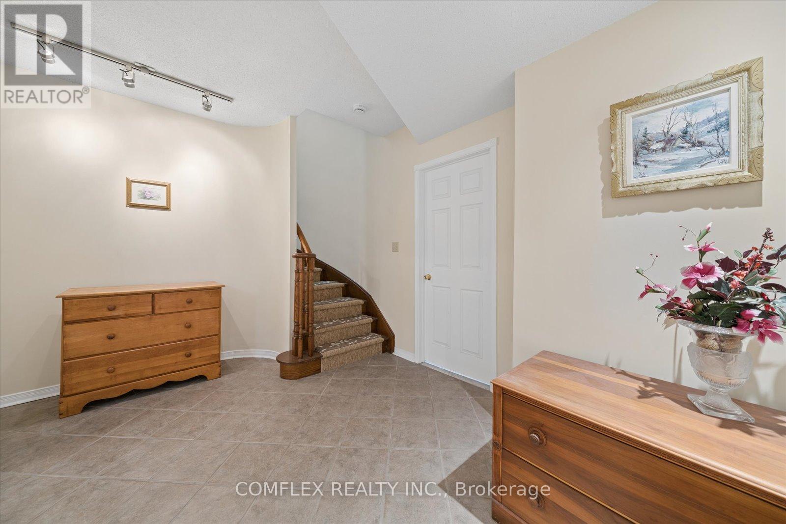 1150 Raglan Road E, Oshawa, Ontario  L1H 7K4 - Photo 43 - E13485324