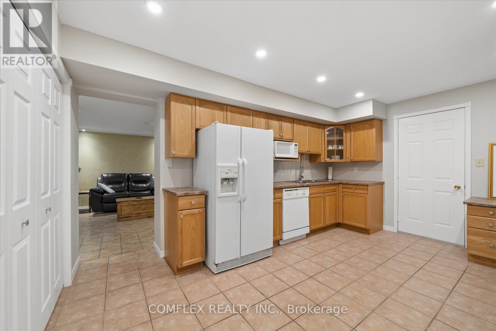 1150 Raglan Road E, Oshawa, Ontario  L1H 7K4 - Photo 44 - E13485324